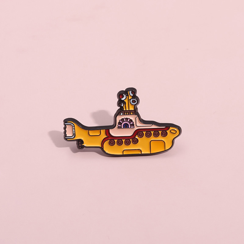 ''Beatles Rock Band สีเหลือง Submarine เข็มกลัดเคลือบ เสื้อผ้าแฟชั่น อุปกรณ์เสริม กระเป๋านักเรียน ป้าย ของขวัญสําหรับเพื่อน
