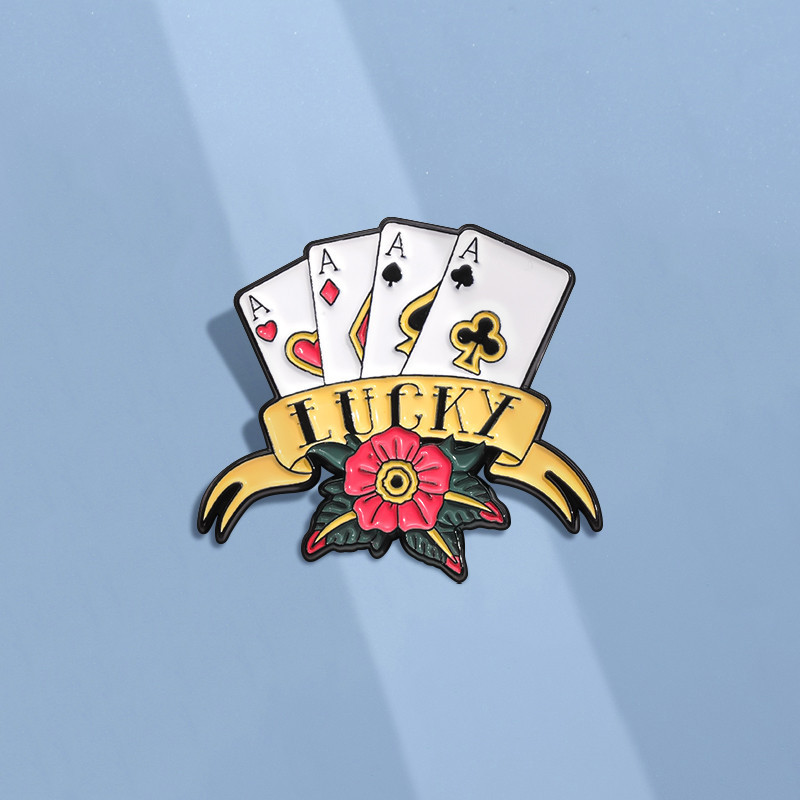 Creative Poker เข็มกลัดดอกไม้เล่นไพ่ Pins ป้ายโลหะ Pin การ์ตูนเครื่องประดับของขวัญสําหรับเพื่อน