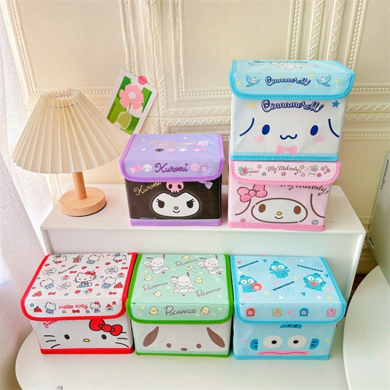 Sanrio กล่องเก็บของตั้งโต๊ะ Kawaii Cinnamoroll Melody Kuromi ตะกร้าเก็บแบบพับได้ฝาปิดแบ่งเรียงลําดับกล่อง Sundry Organizer