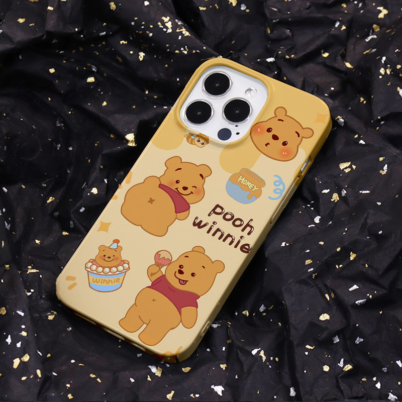 เคสโทรศัพท์มือถือแบบแข็ง กันกระแทก ลายการ์ตูนหมีพูห์น่ารัก สําหรับ iPhone รุ่นใหม่ล่าสุด PC เคสกันกระแทก รุ่น 15/14 Pro Max 13/12/11 pro/11/XS Max/XR/X|8/ 7 Plus