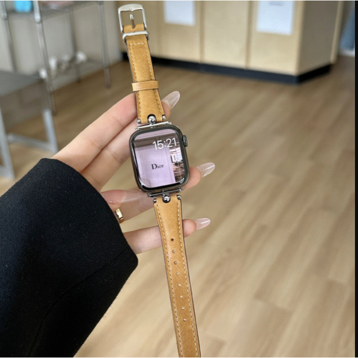 [ ข ้ อเสนอพิเศษ ] เหมาะสําหรับสาย Apple Watch iwatch 9th Generation หนังโลหะ Creative รอบลูกปัด applewatch 8/7/6/5SE สาย