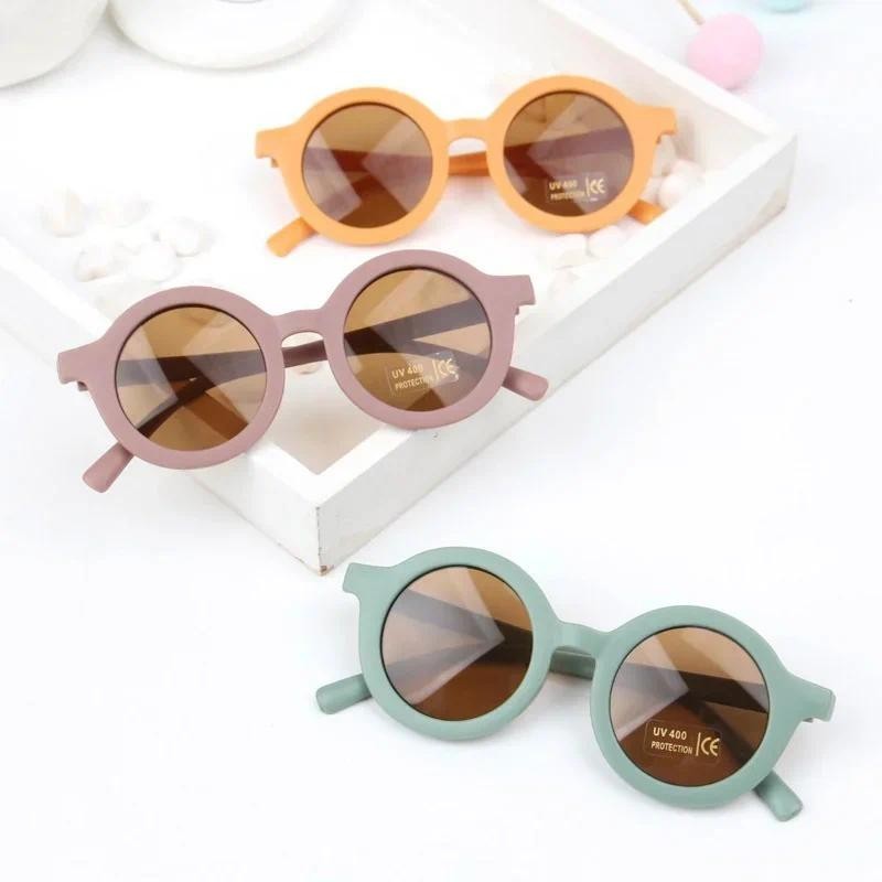 แฟชั่น Retro รอบเด็กแว่นตากันแดดชายหญิงแว่นตากันแดด Vintage Chirldren แว่นตากันแดดที่มีสีสันเด็ก Shades UV แว่นตา