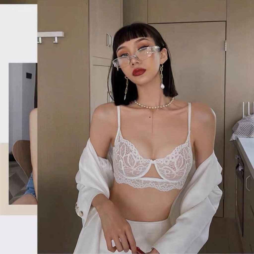 บราดันทรง ลูกไม้ สวยหรู เซ็กซี่ ไม่เสริมฟองน้ํา พลัสไซซ์ แหวนเหล็ก ดันทรง กลวงออก เสื้อใน+กางเกงใน