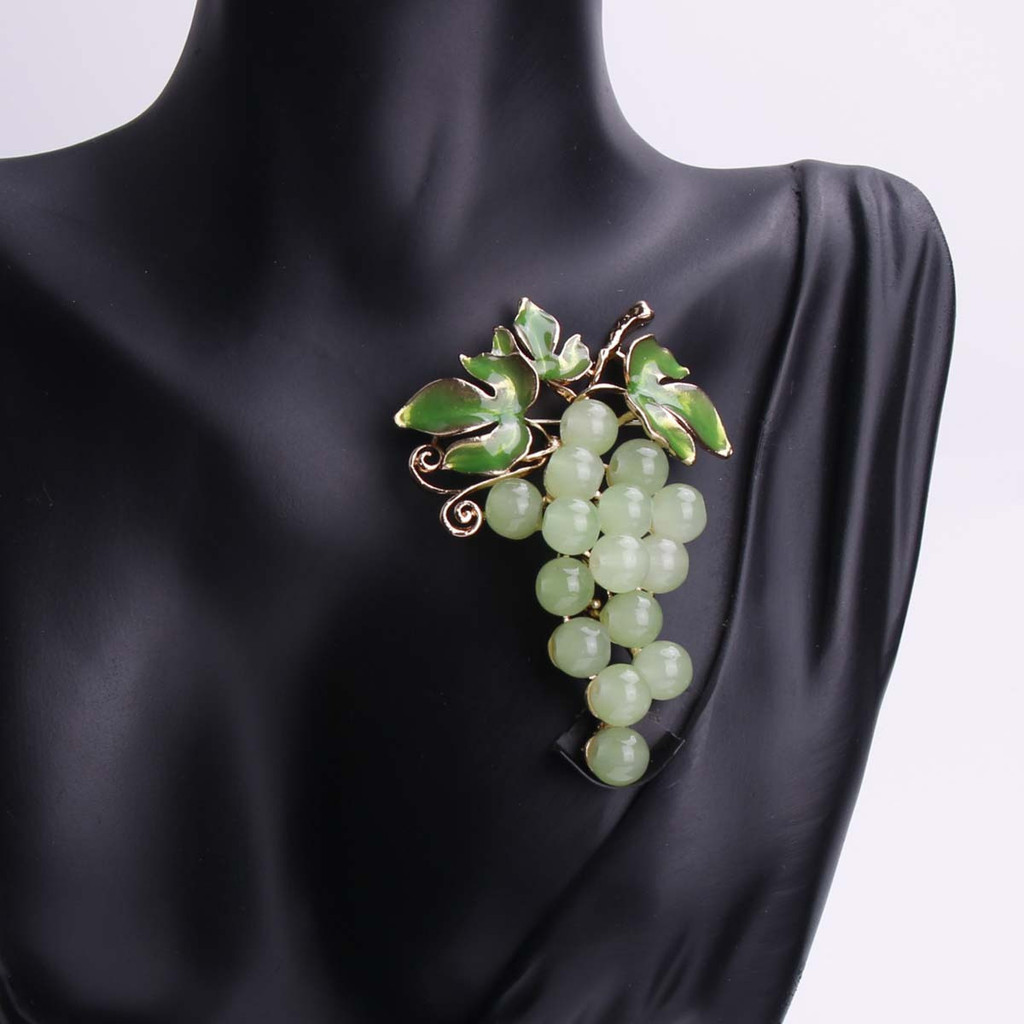 แฟชั่นสร้างสรรค์องุ่นเข็มกลัดโลหะผสมเคลือบผลไม้ Pin Badges พืชคอ Pins Lady Boutique ตกแต่ง Corsage เครื่องประดับของขวัญ