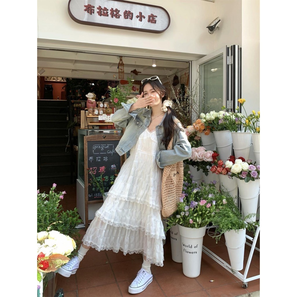 LYQYL คลังสินค ้ าพร ้ อมหวานลดอายุสีขาวชุดสลิงฝรั ่ งเศสผู ้ หญิงฤดูร ้ อนสไตล ์ วันหยุดขนาดเล ็ กหลวมเค ้ กกระโปรงยาว