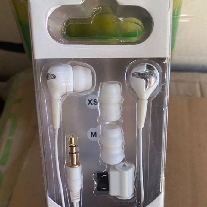 Hyftaudiocomm หูฟังในประเทศ OEM ญี่ปุ่น Professional CD Walkman หูฟังสเตอริโอพร้อมหัวแปลง