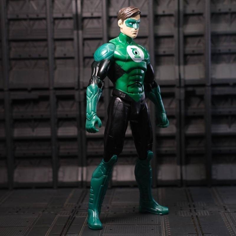 Hulk Iron Spider-Man รูปสีเขียวของเล ่ น Captain Model Man Avengers