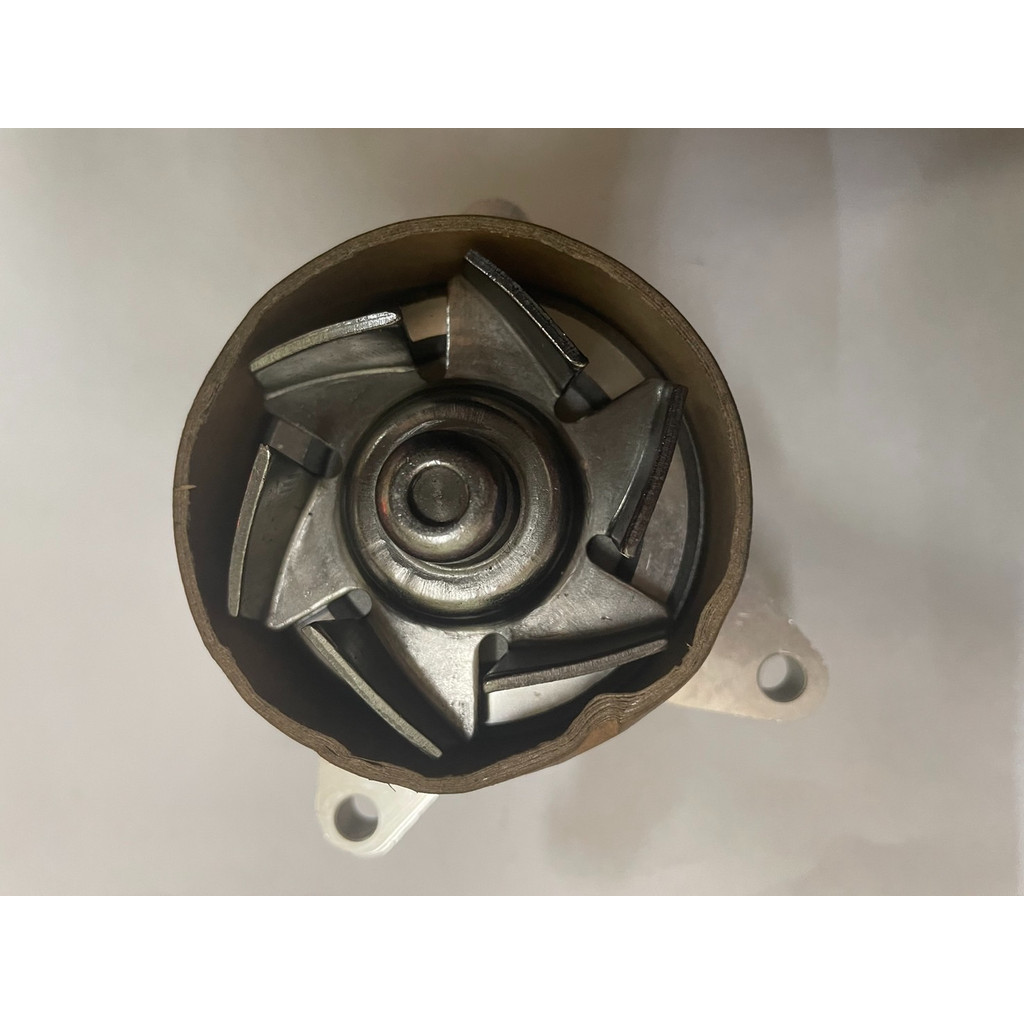 ปั๊มน้ำ,ปั๊มน้ำรถยนต์ GNS FORD รุ่น FOCUS NEW 2.0L 2012-2017 (4S4Z8501AA,YH-MZ130)