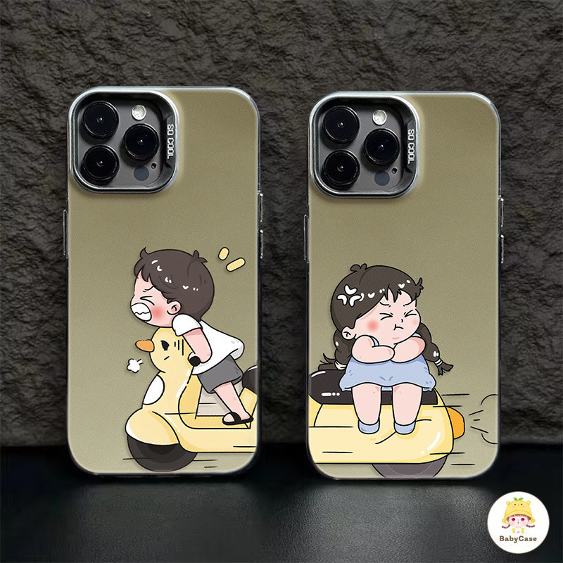 การ์ตูนน่ารักสนุกยานพาหนะไฟฟ้าคู่ชุบโลหะเลนส์นุ่ม เคสไอโฟน 15 13 14 12 11 Pro Max XR XS X Max 15 14 7 8 Plus SE 2020