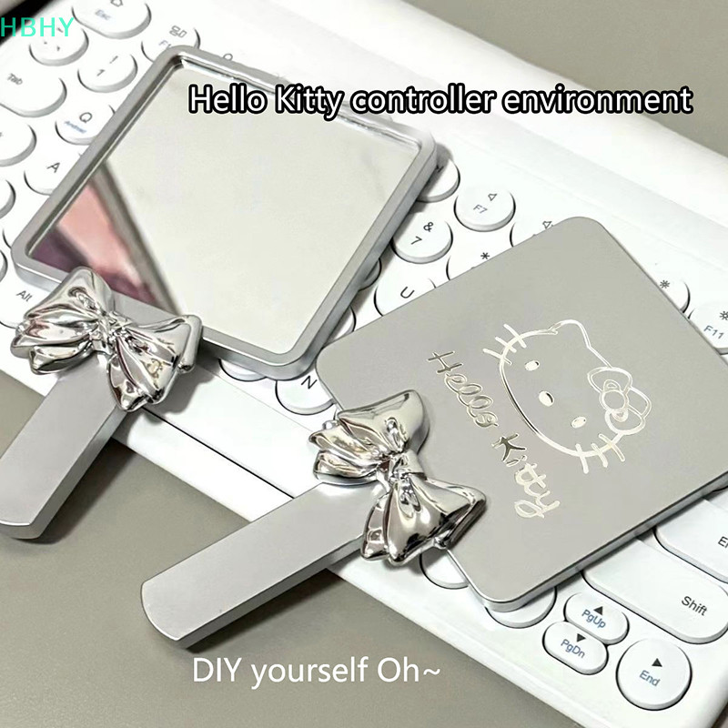 HB Sanrio การ์ตูน Hello Kitty กระจกมือถือสาวสแควร์รูปร่างเดสก์ท็อปเครื่องสําอางแบบพกพา Kawaii กระจกแต่งหน้าสาวของขวัญวันเกิดHY