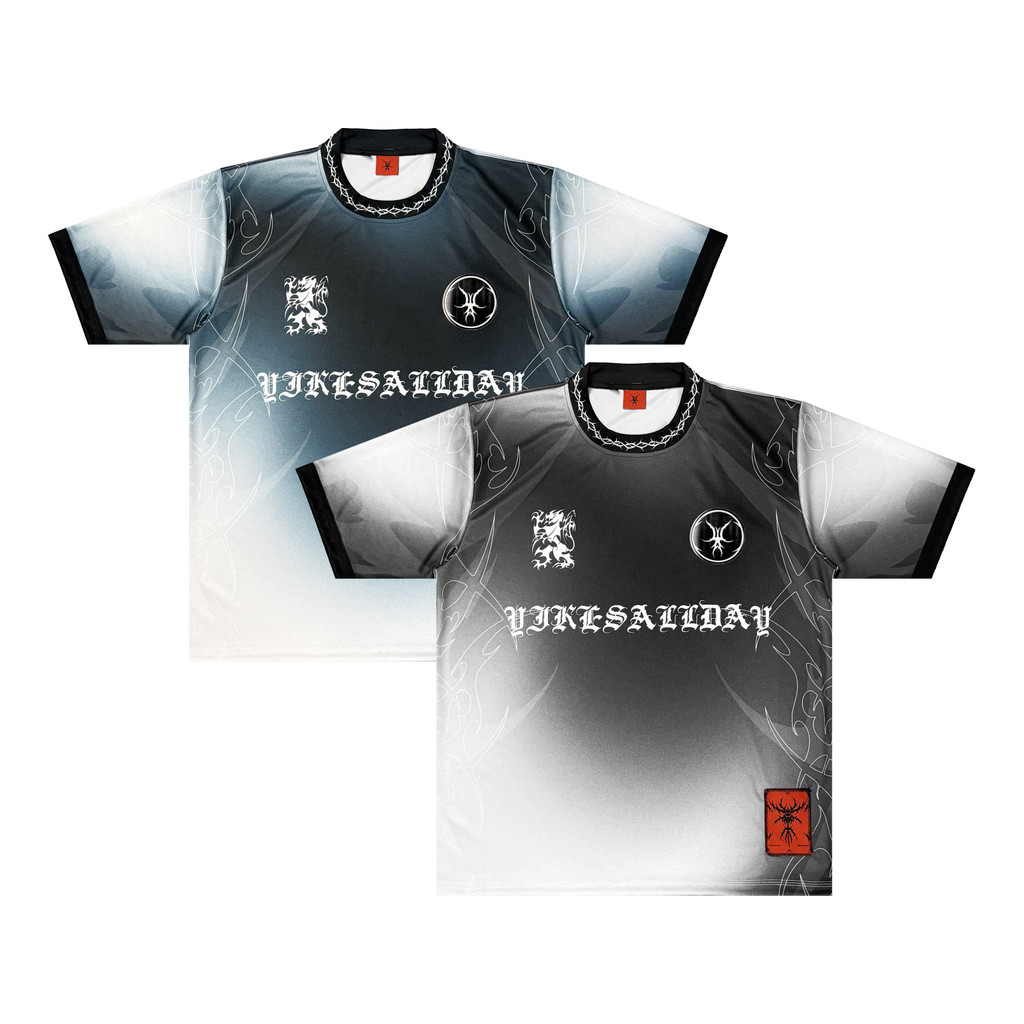 เสื้อเจอร์ซีย์ย์ | FALSE | สีดํา สีดํา สีดํา | สีฟ้า สีฟ้า สีฟ้า | YIKESALLDAY
