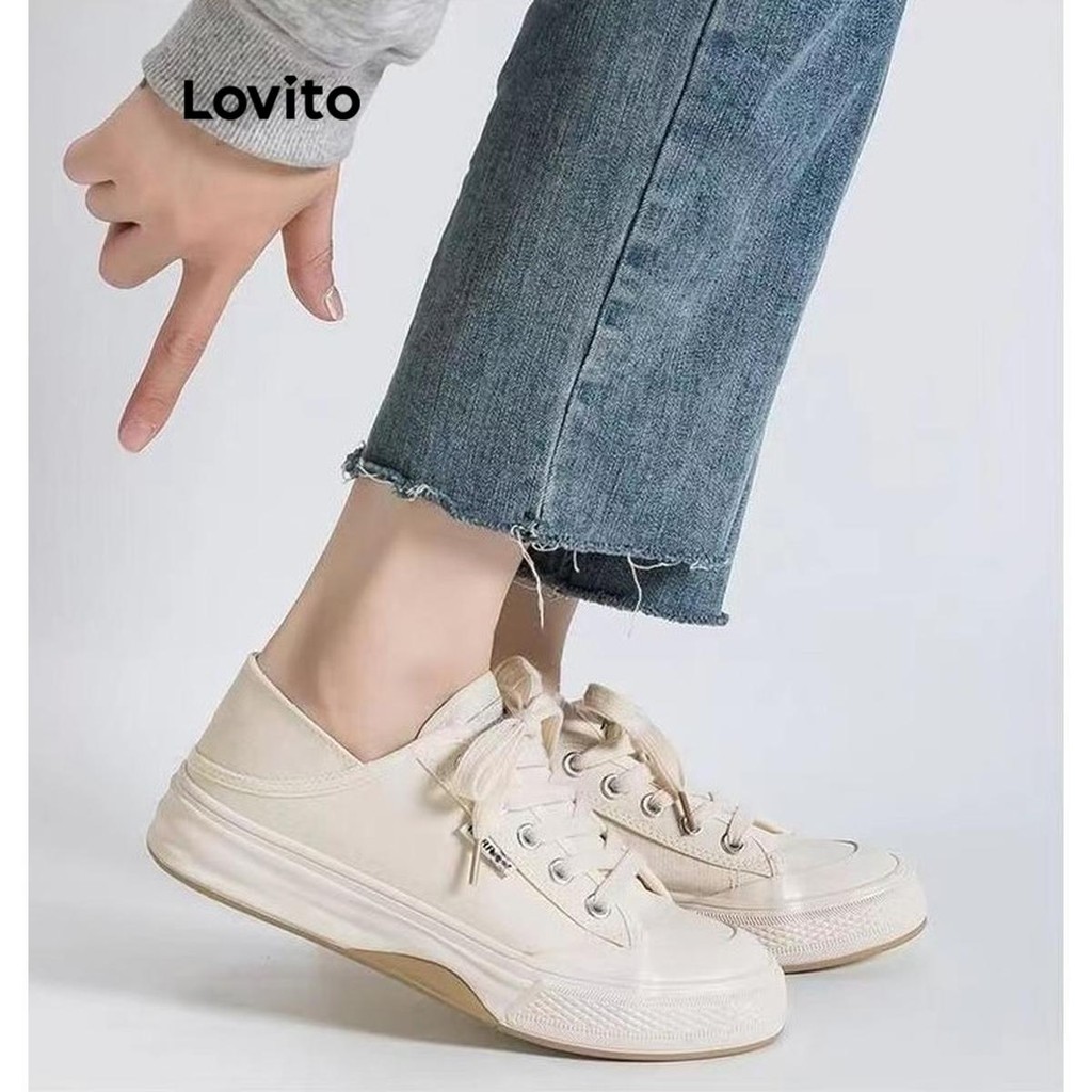 Lovito รองเท้าผ้าใบผูกเชือกทรงสูงสีขาวสไตล์สปอร์ต สุดคลาสสิกและใช้งานได้หลากหลายสำหรับผู้หญิง LFA58341