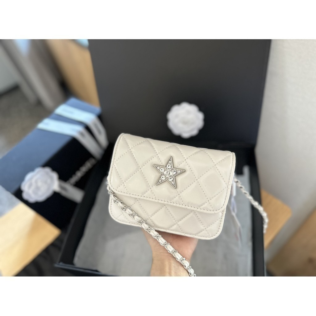 กระเป๋าคาดเอวสุภาพสตรีแบบควิลท์หรูหราพร้อมโซ่และกล่องMiyou