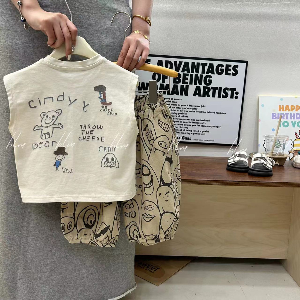 ใหม่ เสื้อกั๊ก ลายกราฟฟิตี้ และกางเกง ลายกราฟฟิติ สไตล์เกาหลี สําหรับเด็กผู้ชาย และเด็กผู้หญิง 2024