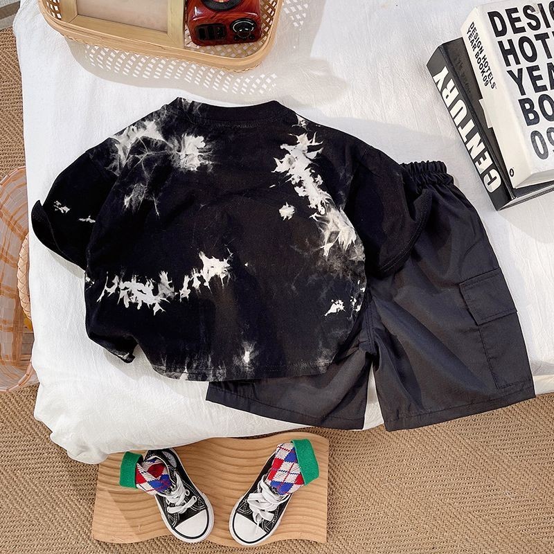 ใหม่ ชุดเสื้อแขนสั้น พิมพ์ลาย + กางเกง สองชิ้น สําหรับเด็กผู้ชาย 2024