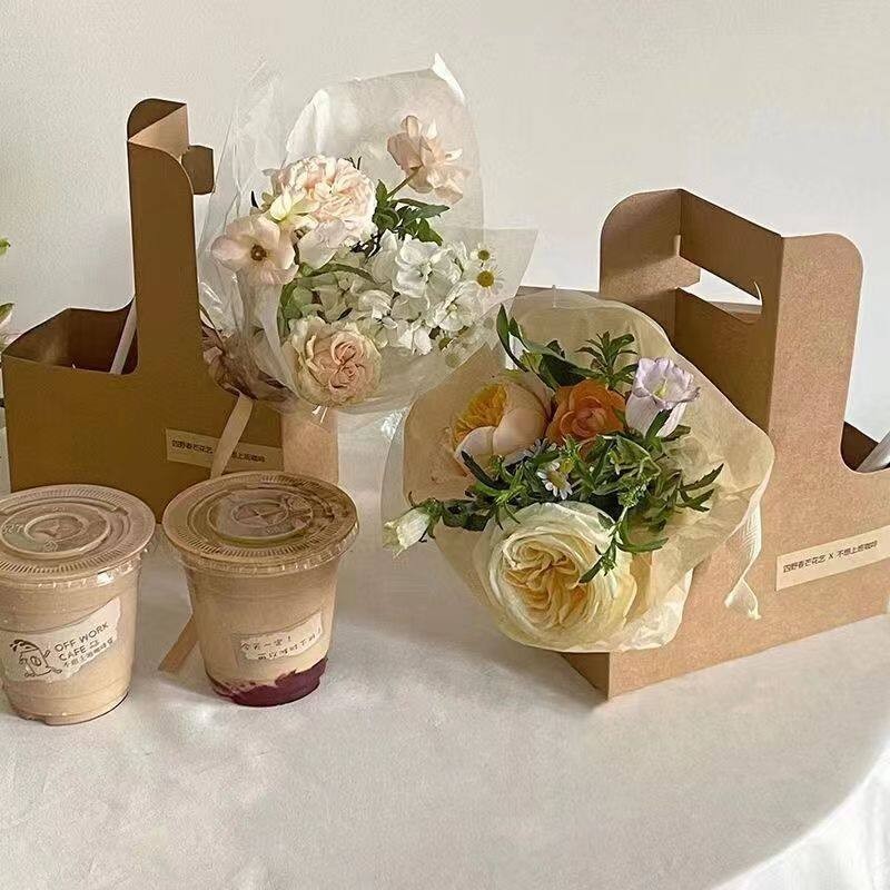 🌻(ราคาถูก)1PCSกล่องกาแฟ กล่องใส่ดอกไม้ ใส่ดอกไม้และแก้กาแฟได้ แบบ2ช่อง กระดาษคราฟท์ พร้อมส่ง กระเช้าจัดเบรค