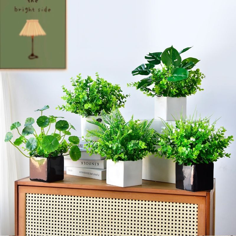 ต้นไม้ปลอม พืชประดิษฐ์ในกระถางขนาดเล็กพืชFaux Eucalyptus Rosemary Boston Fernกระถางต้นไม้greeneryความงามในร่มตกแต่งบ้านห้องน้ําห้องนอนชั้นวางตารางสํานักงานDecorat