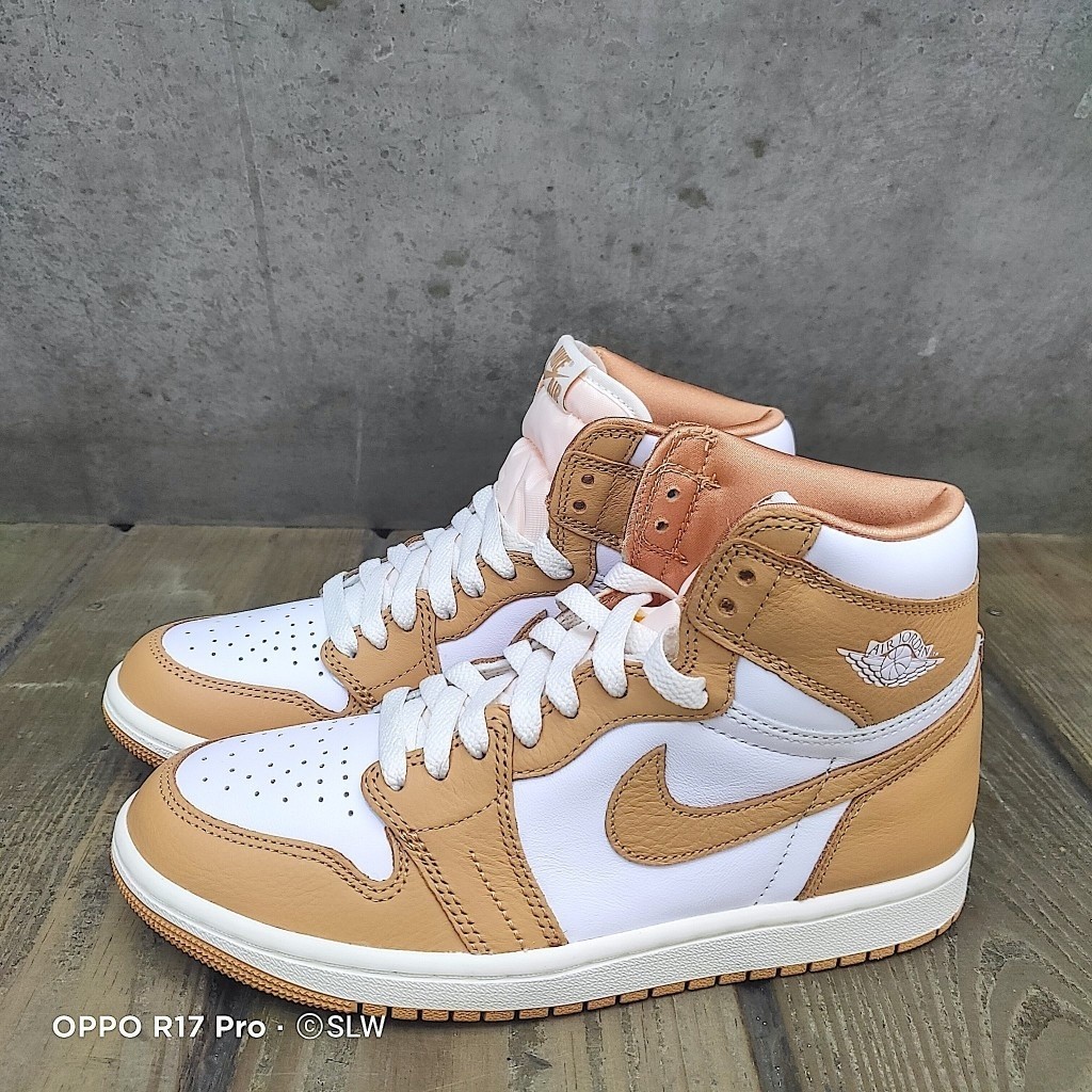 FN6622-201 รองเท้าผู้ชายผู้หญิง NK W AIR A/J 1 RETRO HI OG รองเท้าลําลอง