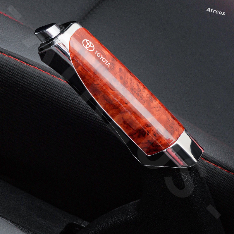 Toyota ปลอกหุ้มเบรคมือสําหรับรถยนต์ ปลอกหุ้มเบรคมือ คาร์บอนไฟเบอร์ ครอบเบรคมือลายคาร์บอน สำหรับ Toyota Prius Wish Estima Revo bZ4X Hiace Alphard Avanza Camry CHR Corolla Cross Fortuner Hilux Innova Raize Rush Sienta Vellfire Veloz Vios Wigo Yaris Cross - รูปที่ 4