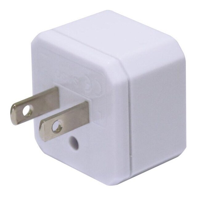 ปลั๊ก ปลั๊กแปลงขาTOSHINOรุ่นEA:E รับไฟได้ 3500W