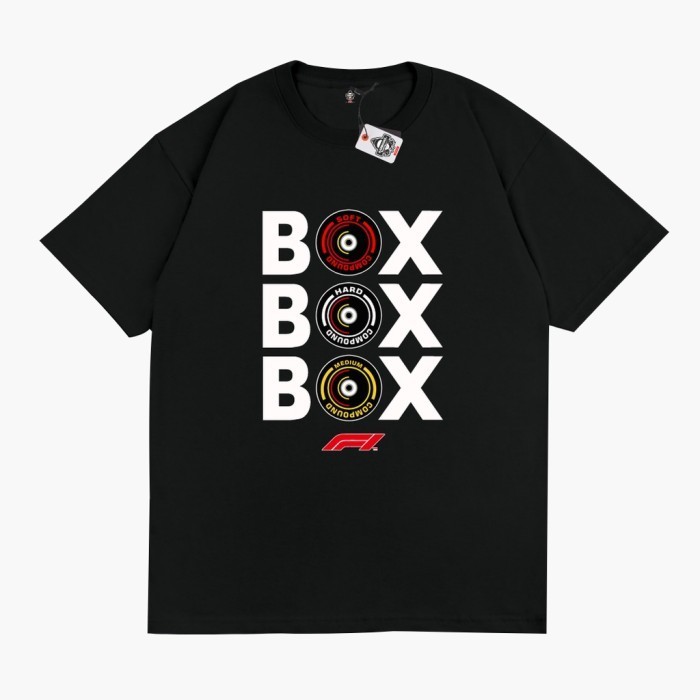 คุณภาพสูง KARIMAKE ID Kaos T Shirt F1 FORMULA ONE BOX BOX TYRE COMPOUND   HITAM