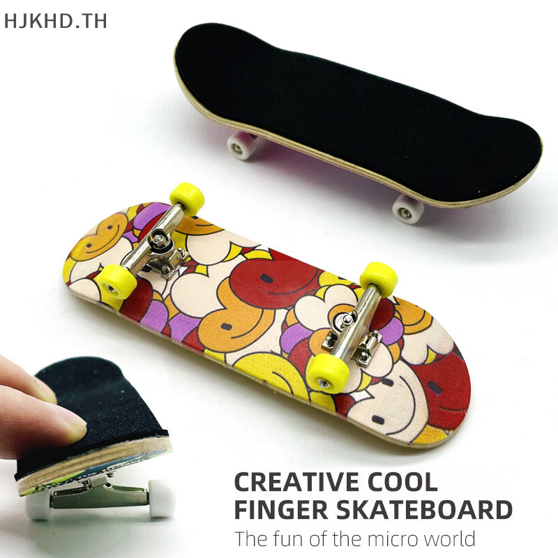 [ดีกว่า] Finger Skateboard le Board 100*30mm Fingertip Creative Gift Finger Sports Board [สวย]