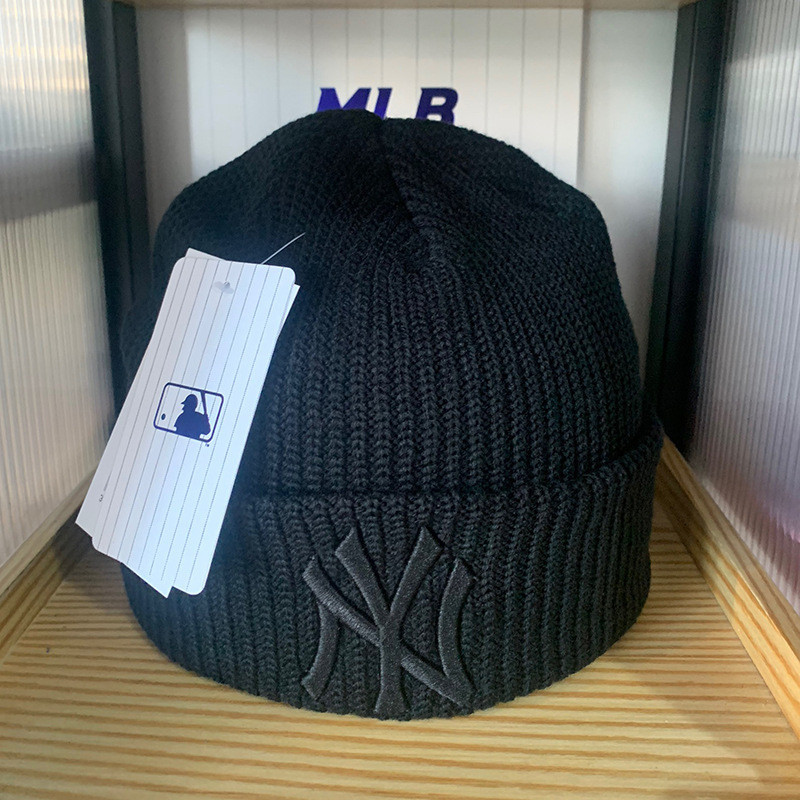 Ny Brimless Hat หมวกถักนิตติ้งกันลม