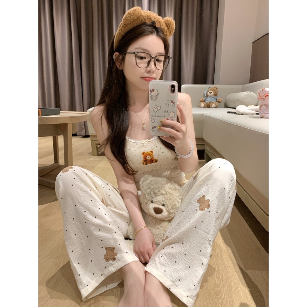 หวานชุดนอนหมีน่ารักผู้หญิงกับแผ่นหน้าอกฤดูร้อนสไตล์ใหม่ สายรัด กางเกงขายาว ชุดลําลอง ชุดสามารถสวมใส่นอกรุ่นคุณภาพสูง
