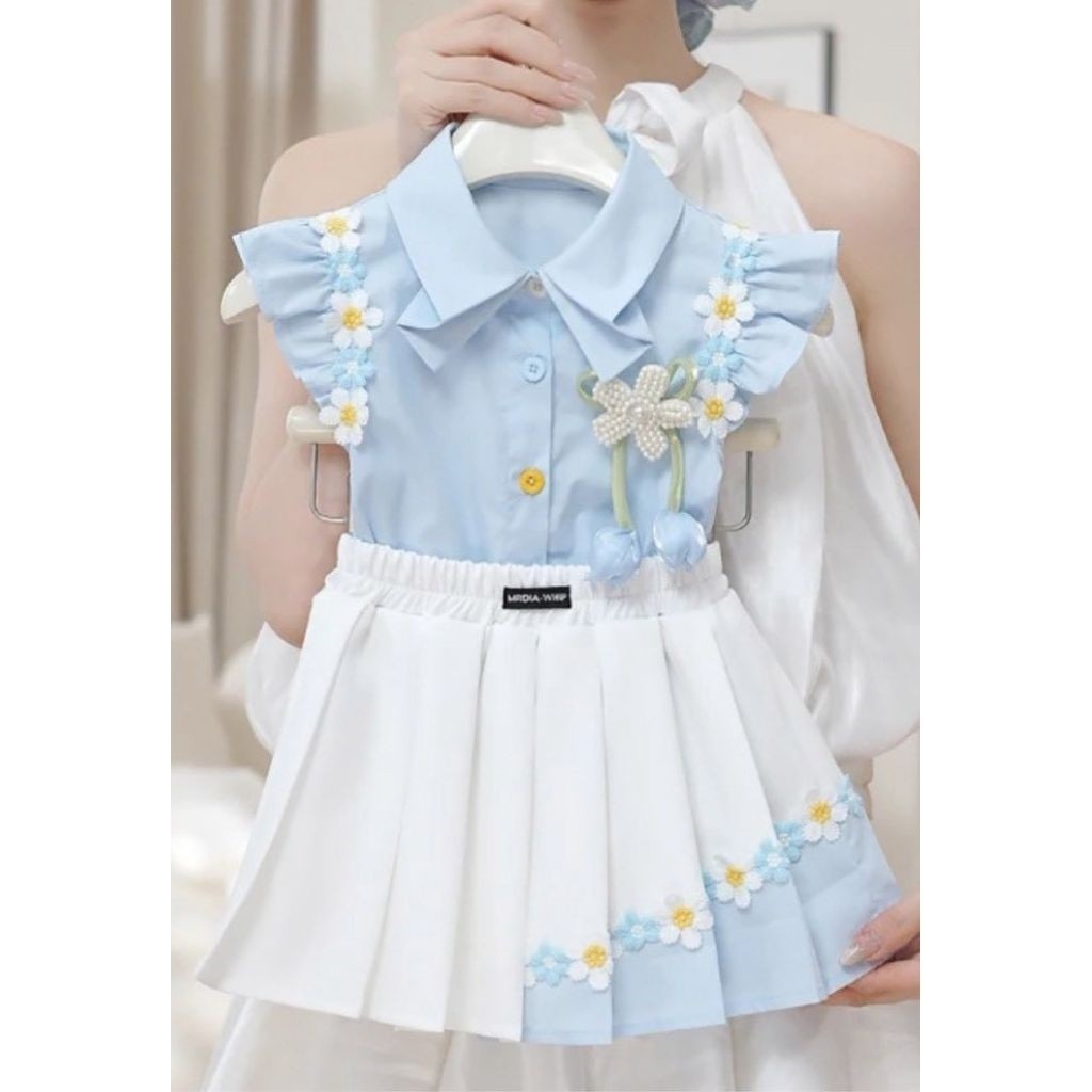 KAHNOM0408✅พร้อมส่งจากไทย✅ ชุดลูกสาวสีฟ้าประดับดอกไม้น่ารัก ชุดวันแม่สวยๆ  มีรูปงานจริงของทางร้าน รห