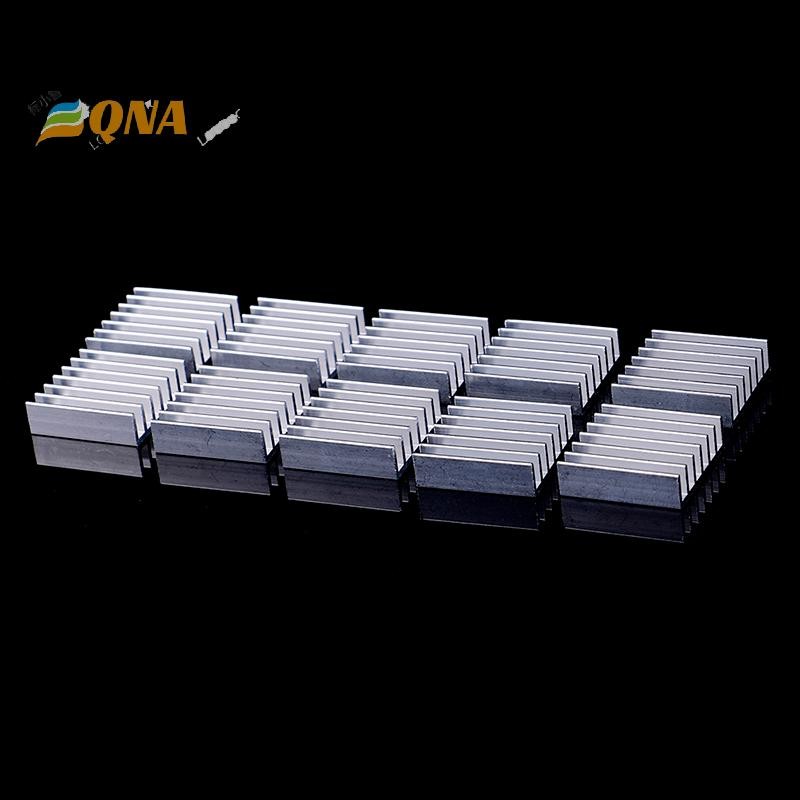 [QNA] 10 ชิ้นอลูมิเนียม 20x20x6 มม. IC LED ฮีทซิงค์ระบายความร้อนพร้อมเทปใหม่