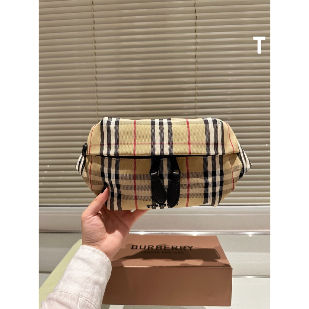 Burberry แฟชั่นกระเป๋าสะพายกีฬากระเป๋า Messenger Wanita กระเป๋าสะพายสตรีผู้หญิงหนัง PU หรูหราช้อปปิ้