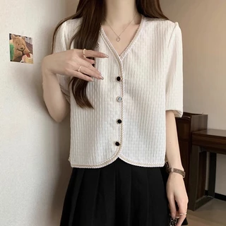 เสื้อคลุมแขนสั้น ทรงคอวี รุ่นติดกระดุม สไตล์สตรีท แต่งถักขอบทอง แนวเกาหลี เรียบง่าย เนื้อผ้าชีฟอง ใส่สบายมาก