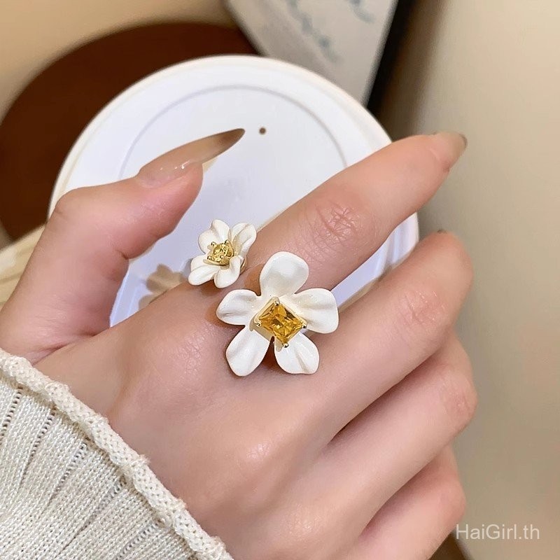 แหวนเพทายเปิดกลีบสีขาว สำหรับนิ้วชี้ ดีไซน์เฉพาะ
