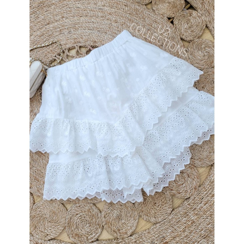 Lemon. U2  กางเกงกระโปรงลูกไม้คอตต้อนปักทั้งตัว ชายกางเกงต่อลูกไม้คอตต้อนฉลุ