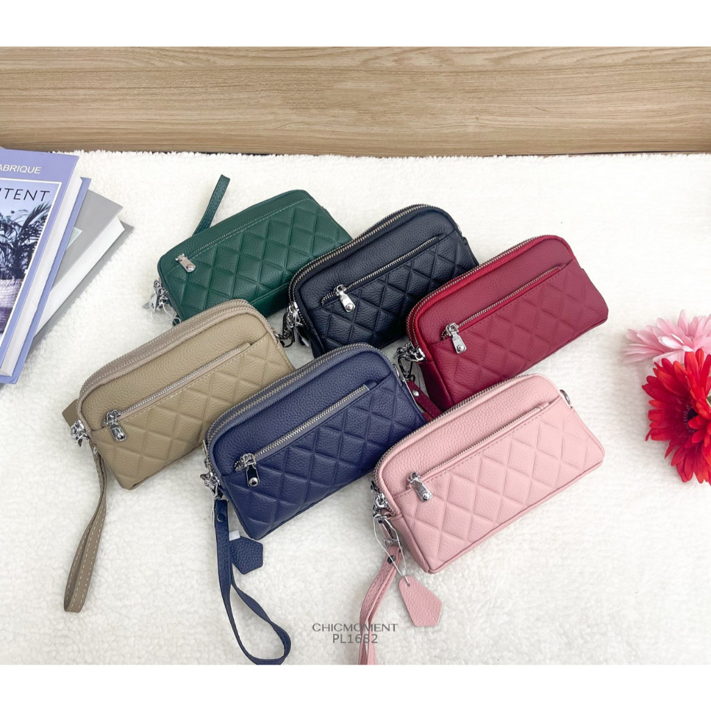 Chicbags กระเป๋าคล้องมือหนังแท้3ช่องซิป พร้อมสายคล้องมือและสายสะพาย No.PL-1682
