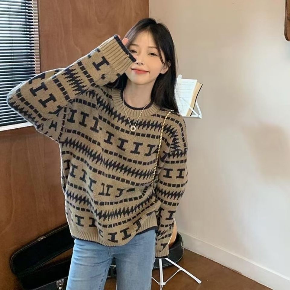 ฤดูใบไม้ร่วงฤดูหนาวสไตล์ขี้เกียจรอบคอเสื้อสวมหัวเพชรเสื้อกันหนาวผู้หญิงออกแบบ ซอก หลวมสวมใส่ด้านนอกถักด้านบนผู้หญิง