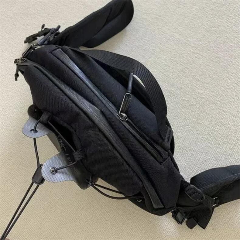 Arcteryx ไก่โครงกระดูกนกกระเป๋า Q5 Waistpack กลางแจ้งกันน้ําแฟชั่น Messenger Fanny กระเป๋าสะพายกระเป๋าหน้าอกเอวกระเป๋า