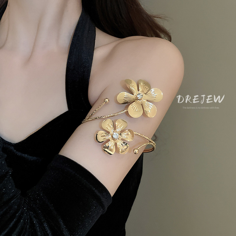 DREJEW เดรช สไตล์เย็นหลายชั้นดอกไม้และใบเปิดสร้อยข้อมือระดับไฮเอนด์ส่วนบุคคลและหลากหลายสร้อยข้อมือยุโรปและอเมริกาหรูหราแขนว