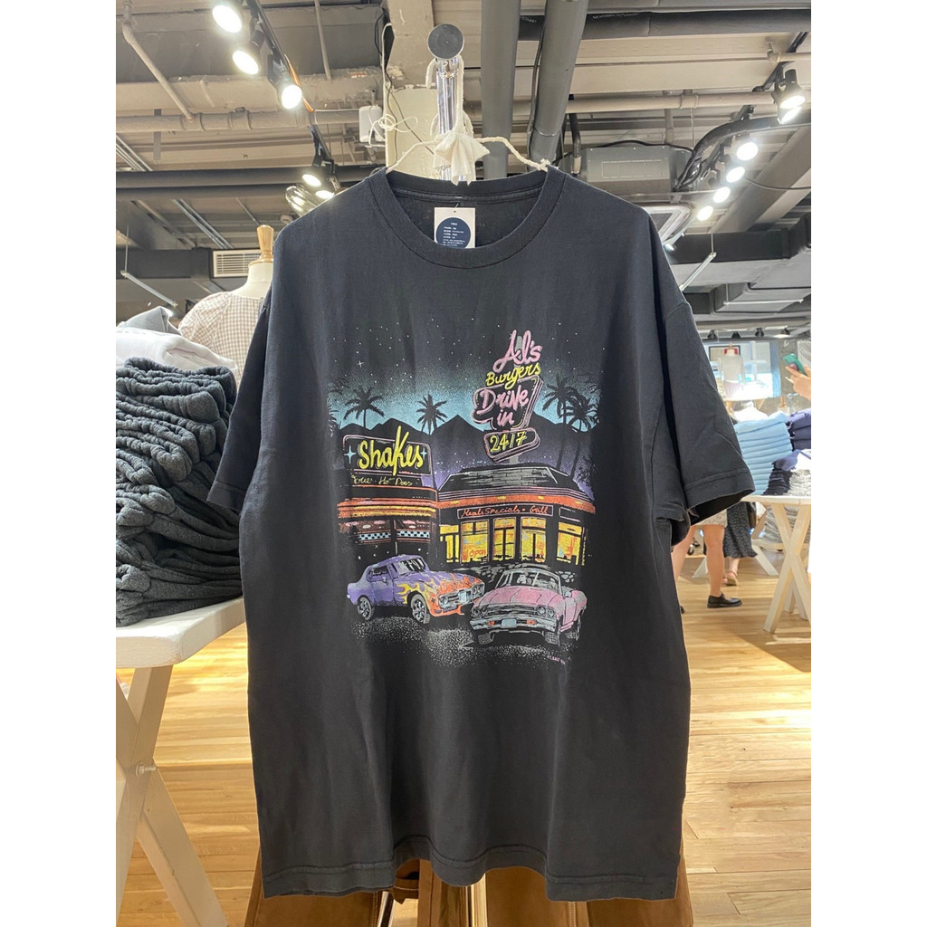 (จัดส่งตลอด 24 ชั่วโมง）OOOK Official เสื้อคู่รักสไตล์เกาหลีแขนสั้น oversize เสื้อผ้าผู้หญิงย้อนยุคเสื้อหลวมพิมพ์ลาย