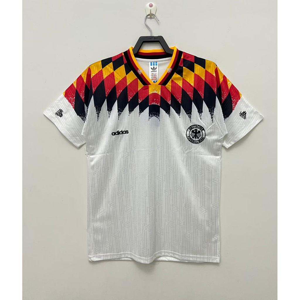 94 เสื้อยืดแขนสั้นกีฬาฟุตบอลย้อนยุคบ้านเยอรมัน