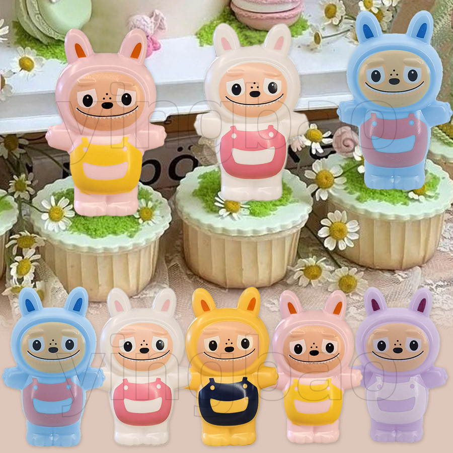 Labubu ของเล่นการ์ตูน Action Labubu เค้กวันเกิด Topper,รูปของเล่นน่ารัก Room Desktop เครื่องประดับของขวัญ