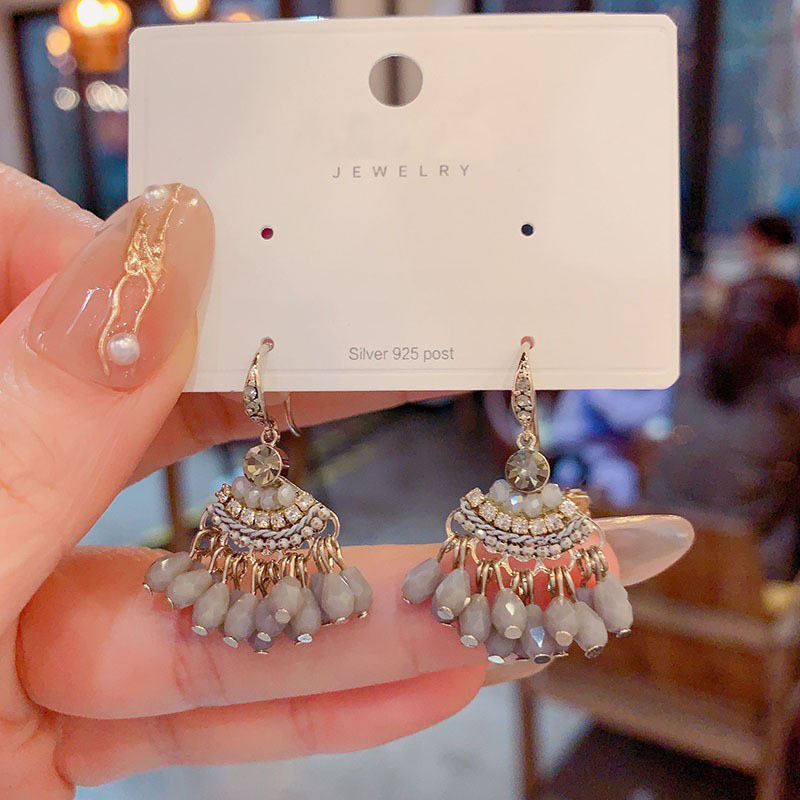 ต่างหูพู่คริสตัลรูปพัดลมฮ่องกงแฮนด์เมด สไตล์ชนเผ่า คุณภาพพรีเมียม - รูปที่ 6