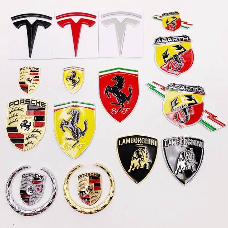 PORSCHE รถเฟอร์รารีป้ายตะเข็บด้านข้างปอร์เช่ลัมโบร์กีนีร่างกายโลหะติดฉลากรถจักรยานยนต์ผีไฟการปรับเปลี่ยนและสติ๊กเกอร์ตกแต่งตกแต่งภายนอกรถ
