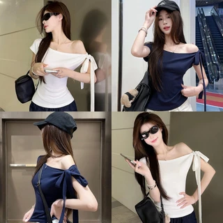 🍏Evelyn🍏เสื้อยืดแขนสั้น เปิดไหล่ ผ้าถัก สีพื้น สไตล์ฤดูร้อนใหม่ เสื้อยืดผู้หญิง เซ็กซี่และน่ารัก