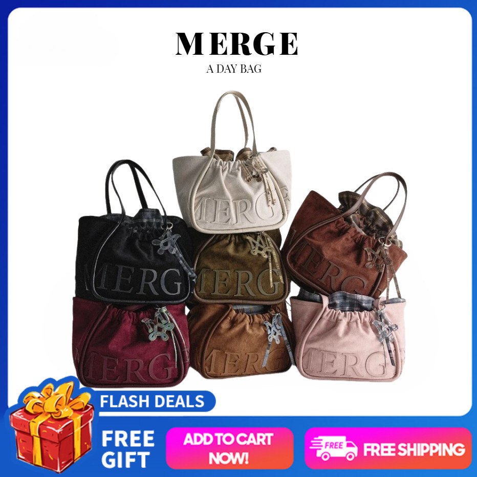 【สินค้าพร้อมส่ง】💯แท้ MERGE A Day Bag Medium’ in suede กระเป๋าสะพายไหล่