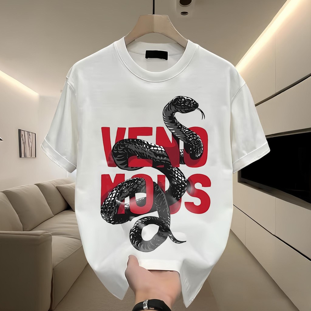 เสื้อแขนสั้นสำหรับทั้งผู้ชายและผู้หญิง สไตล์ Python Print ขอบคอดำ ทำจากผ้าไหมน้ำแข็ง ไซส์ S-3XL