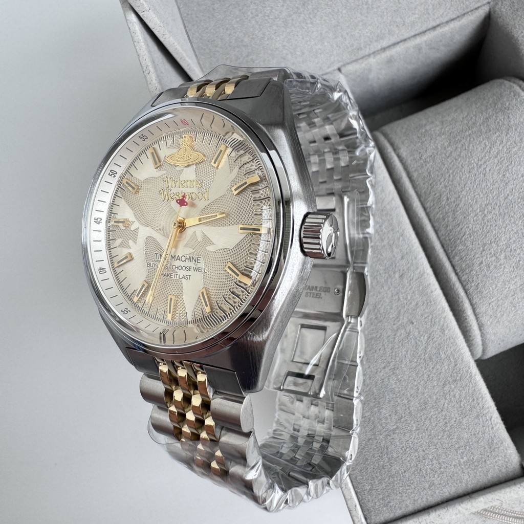 Vivienne Westwood แกะสลัก Star Plate แฟชั่นนาฬิกาชาย/หญิง 39MM