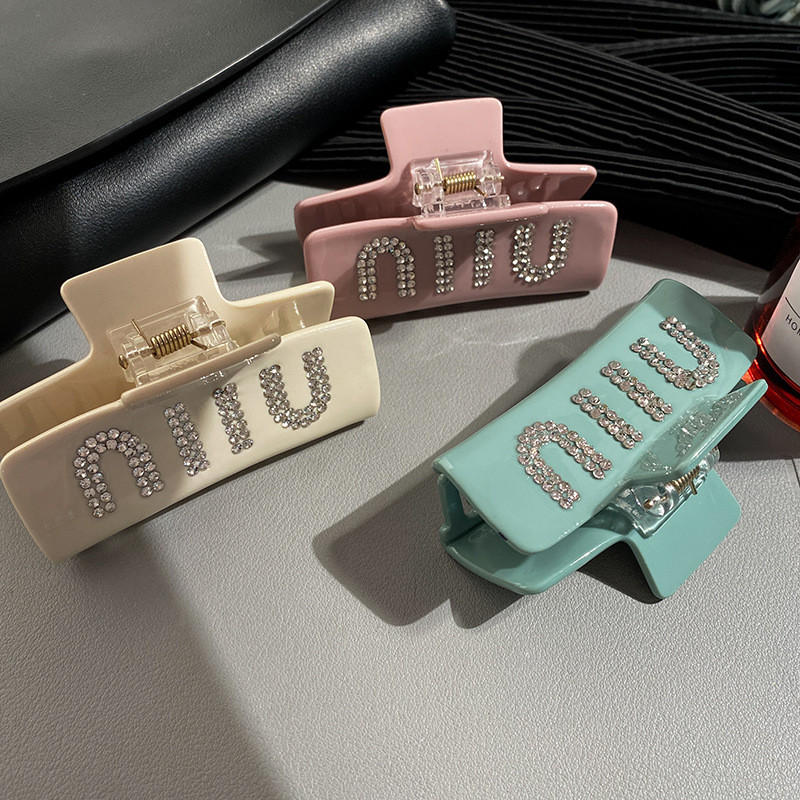 ใหม่ Acetate Letter Shark Clip กิ๊บติดผม Rhinestone ตัวอักษรหญิง