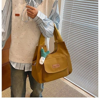 【พร้อมส่ง】Miss bag fashion กระเป๋าสะพายไหล่ จุของได้เยอะรุ่นฮิต สไตล์เกาหลี(ไม่มีจี้ห้อยกระเป๋า)