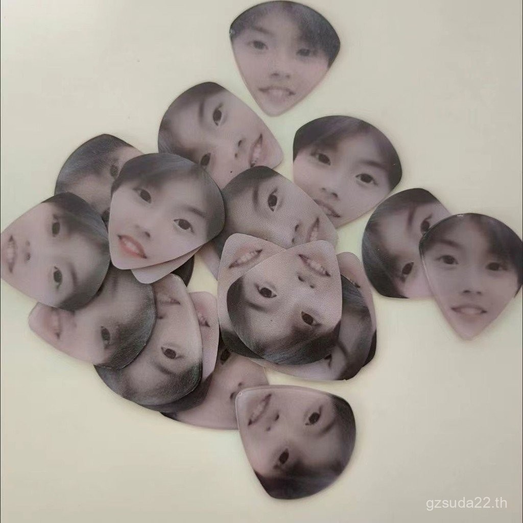 ม้า + 7 สินค้า tnt กีตาร์เลือกสร้อยคอจี้อะคริลิคชิ้น Obvious สินค้าของขวัญมูลค่าสูง UDEX